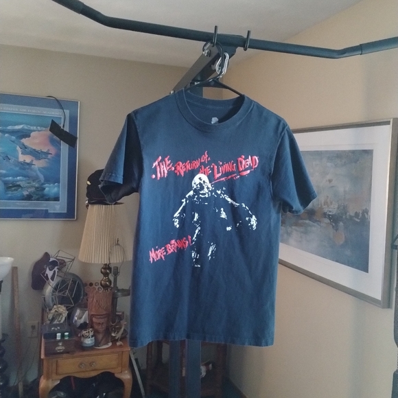 The Return of the living Dead Fruit of The Loom Size Small T shirt - Picture 3 of 12